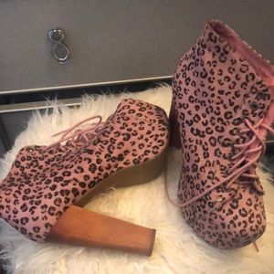Pink Leopard Lita Fur